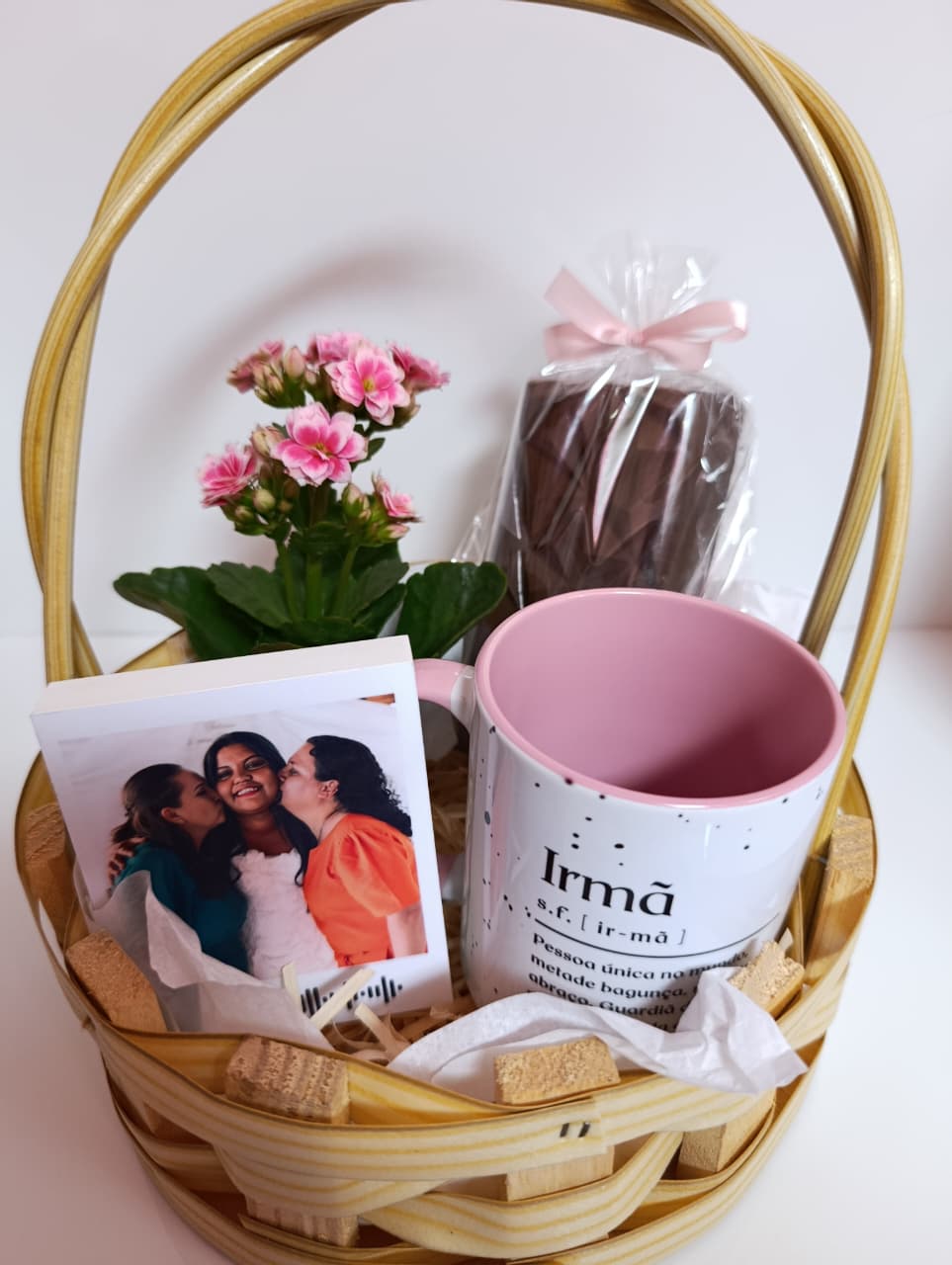Cesta personalizada para presente em Sarandi-PR